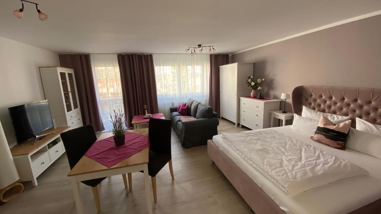 City-Appartement 12.3. Zwickau Esterno foto